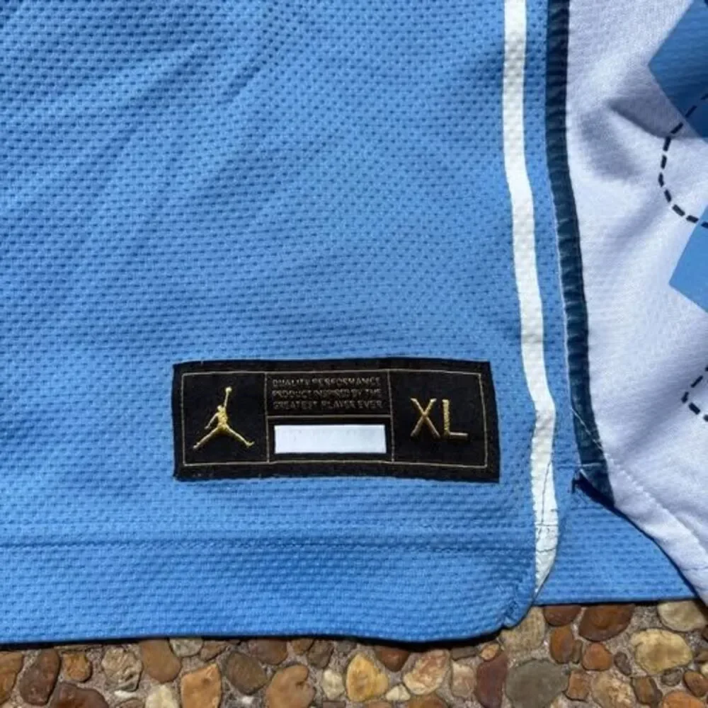 Nike kids Jordan North Carolina Michael Jordan #23 Jersey Size XL